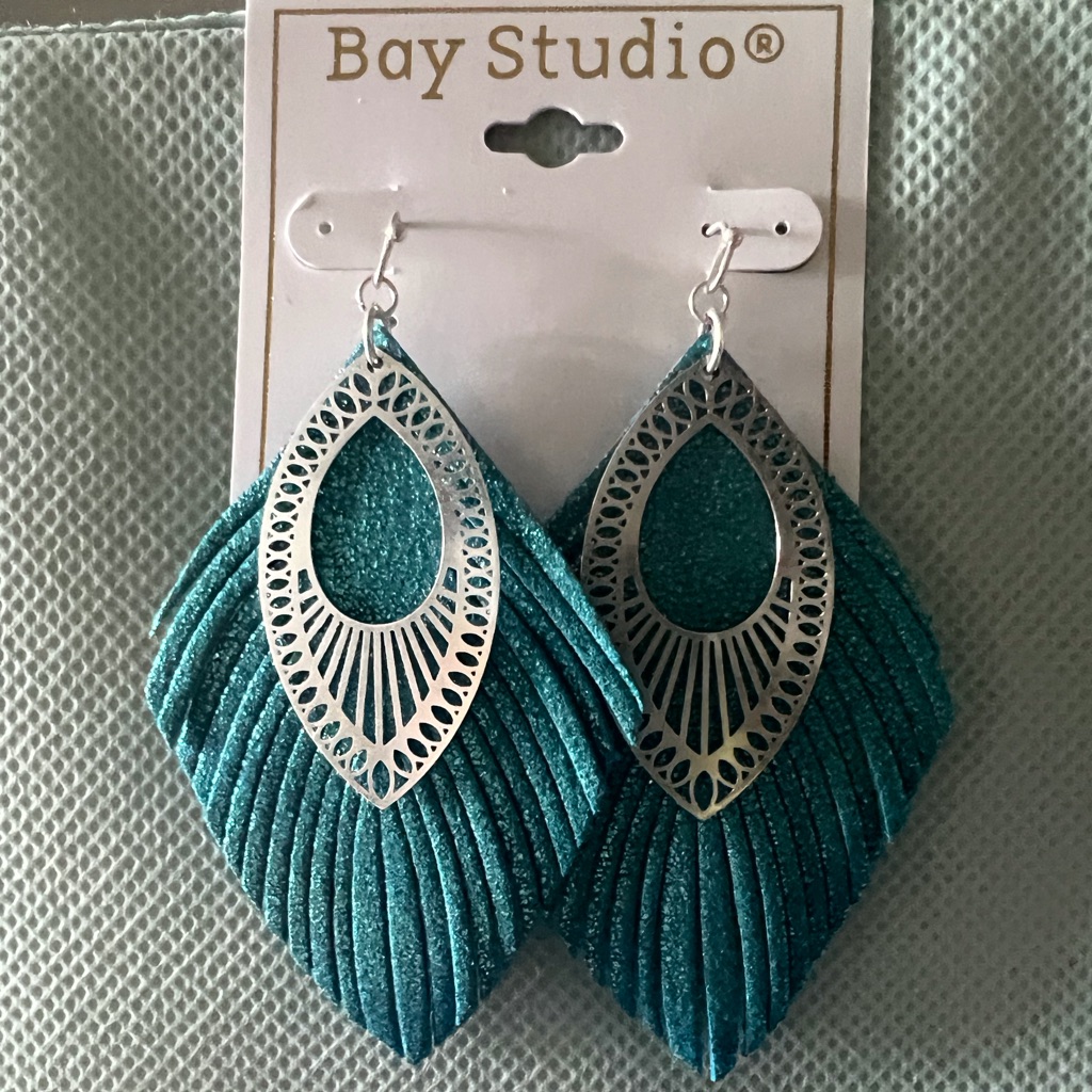 Bay Studio Double Drop Earrings 9$